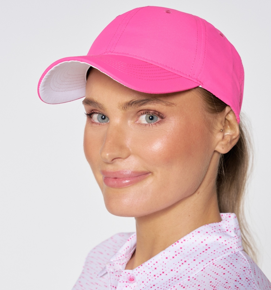 MICRO RIPSTOP CAP - MODEL SHOT